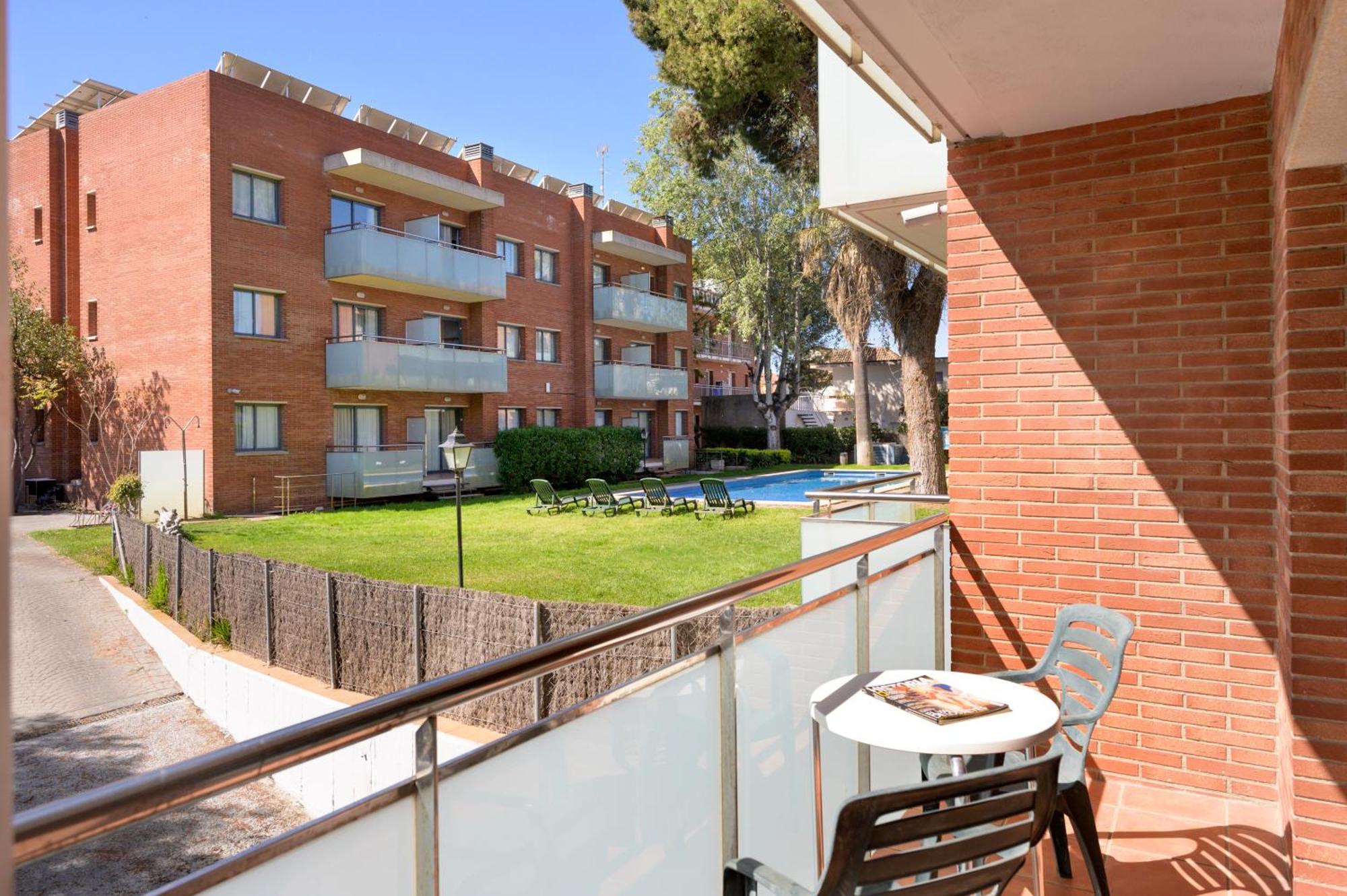 Sg Costa Bcn Apartments Castelldefels Exteriör bild