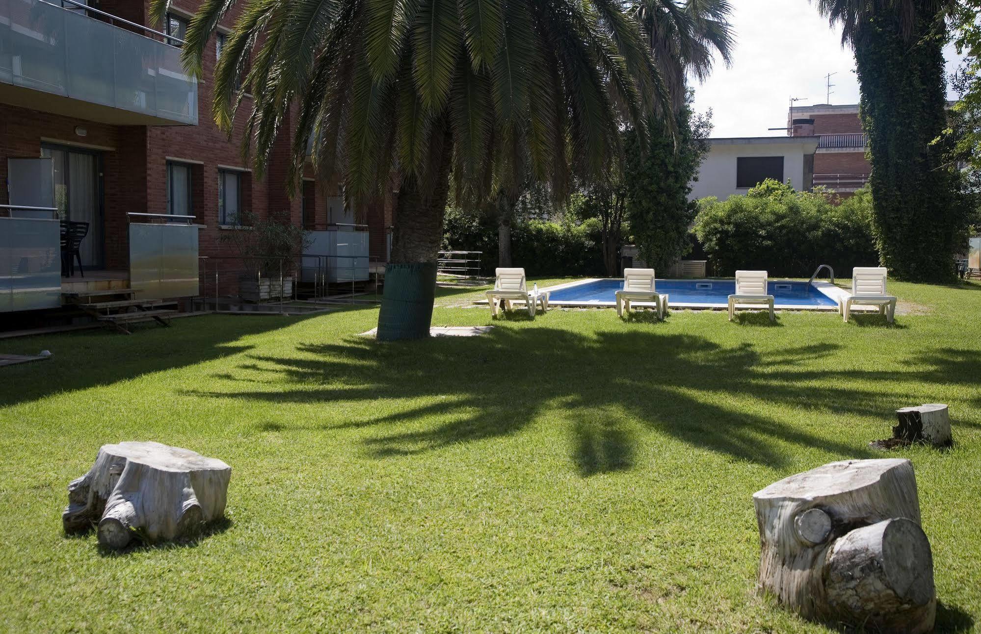 Sg Costa Bcn Apartments Castelldefels Exteriör bild